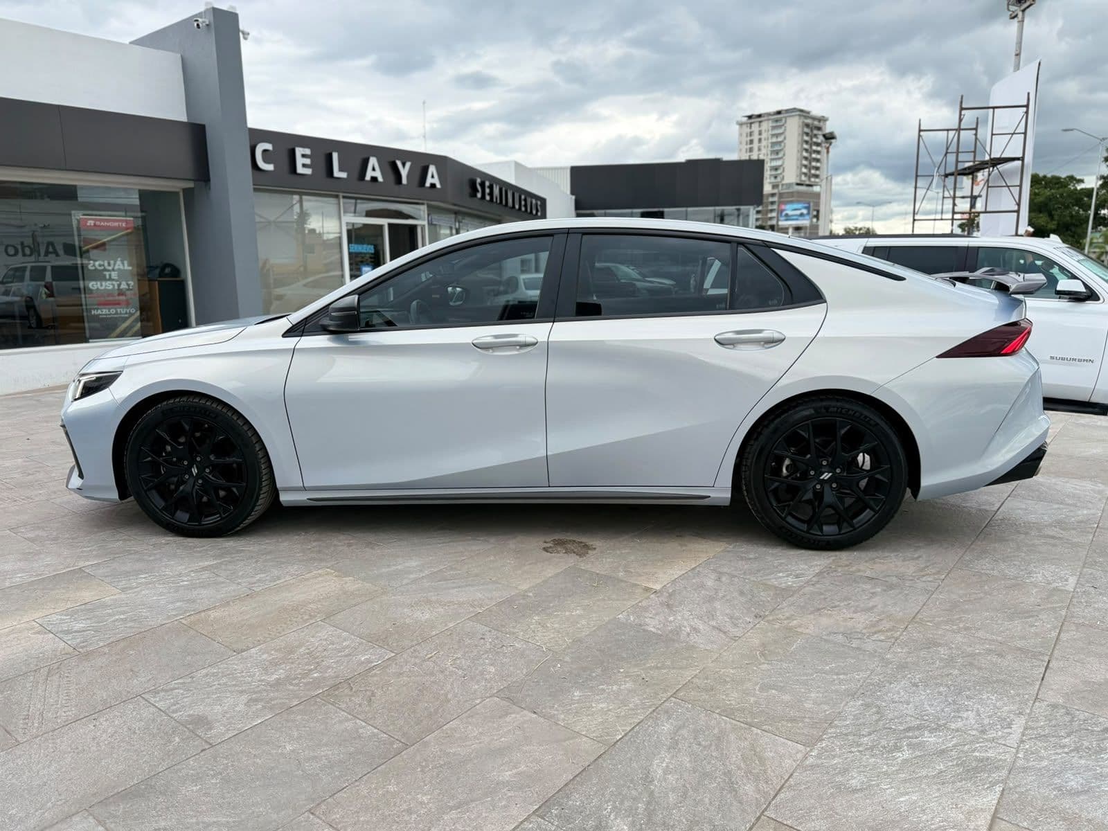 Dodge Attitude 2025 — foto 4