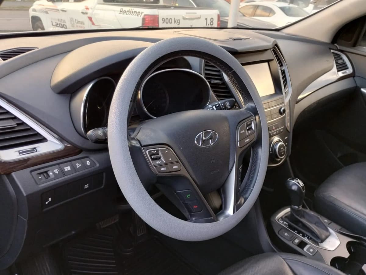 Hyundai Santa Fe 2018 — foto 9