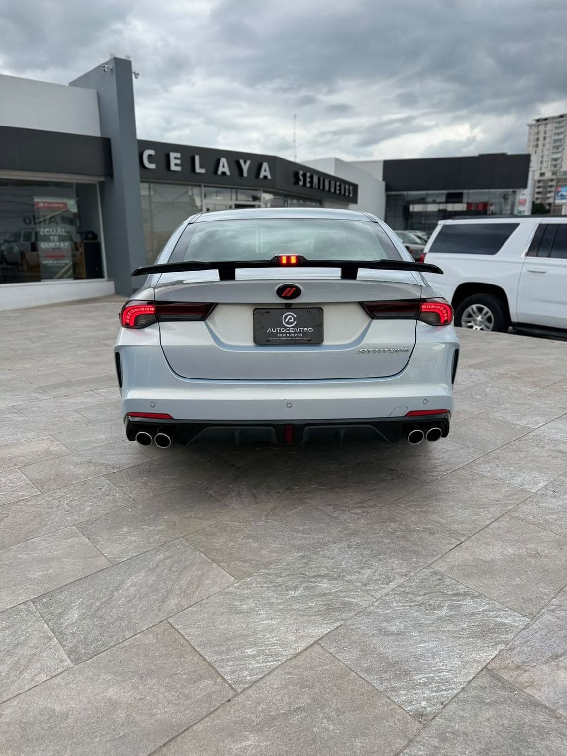 Dodge Attitude 2025 — foto 5