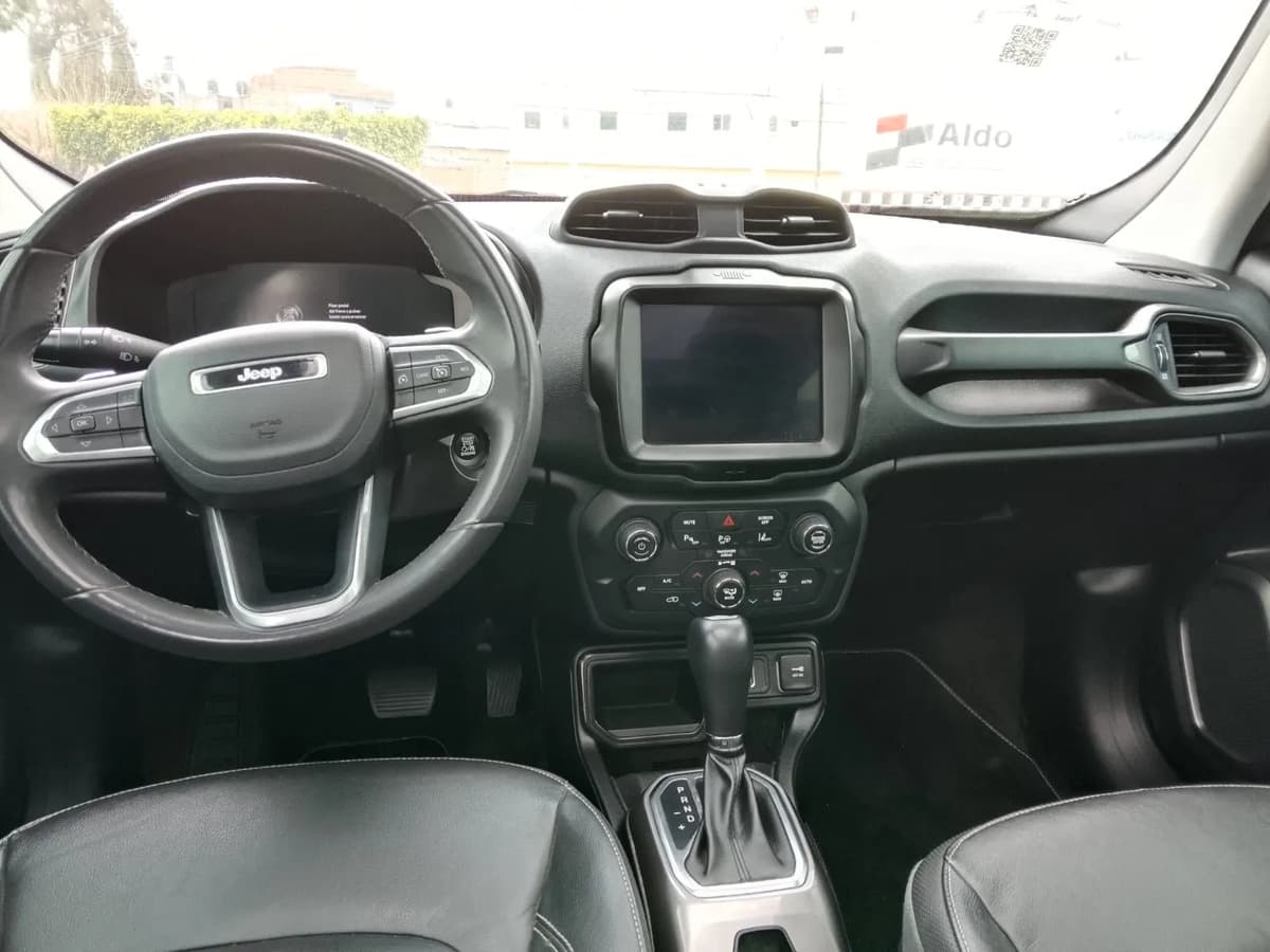 Jeep Renegade 2024 — foto 8