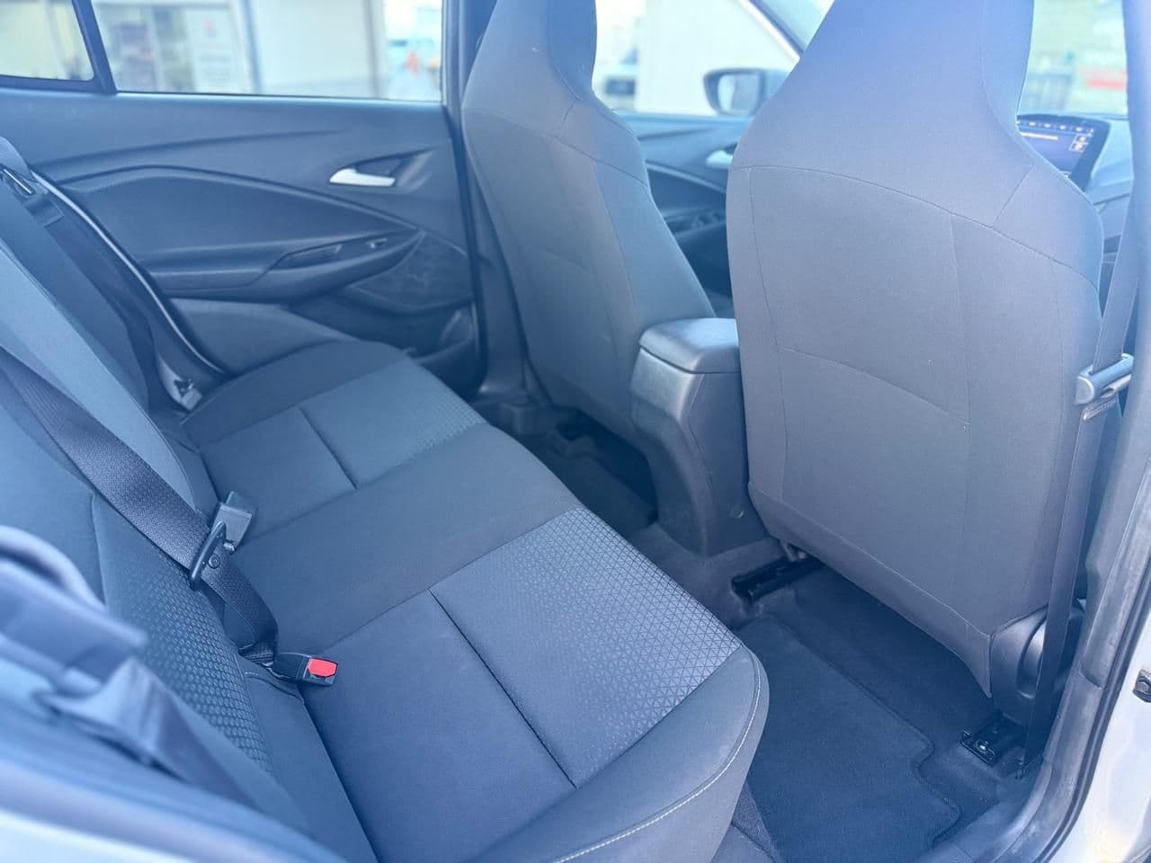 Chevrolet Onix 2023 — foto 10