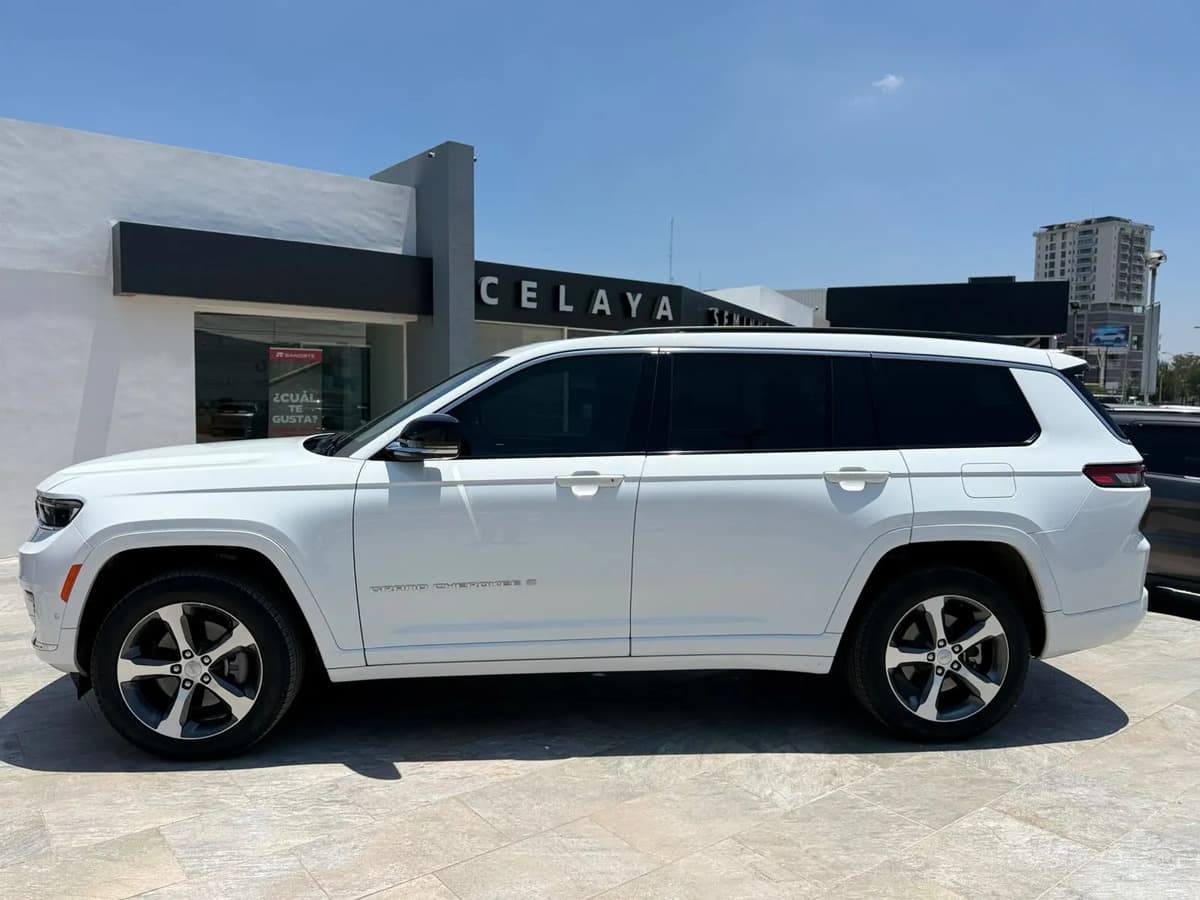 Jeep Grand Cherokee 2025 — foto 4
