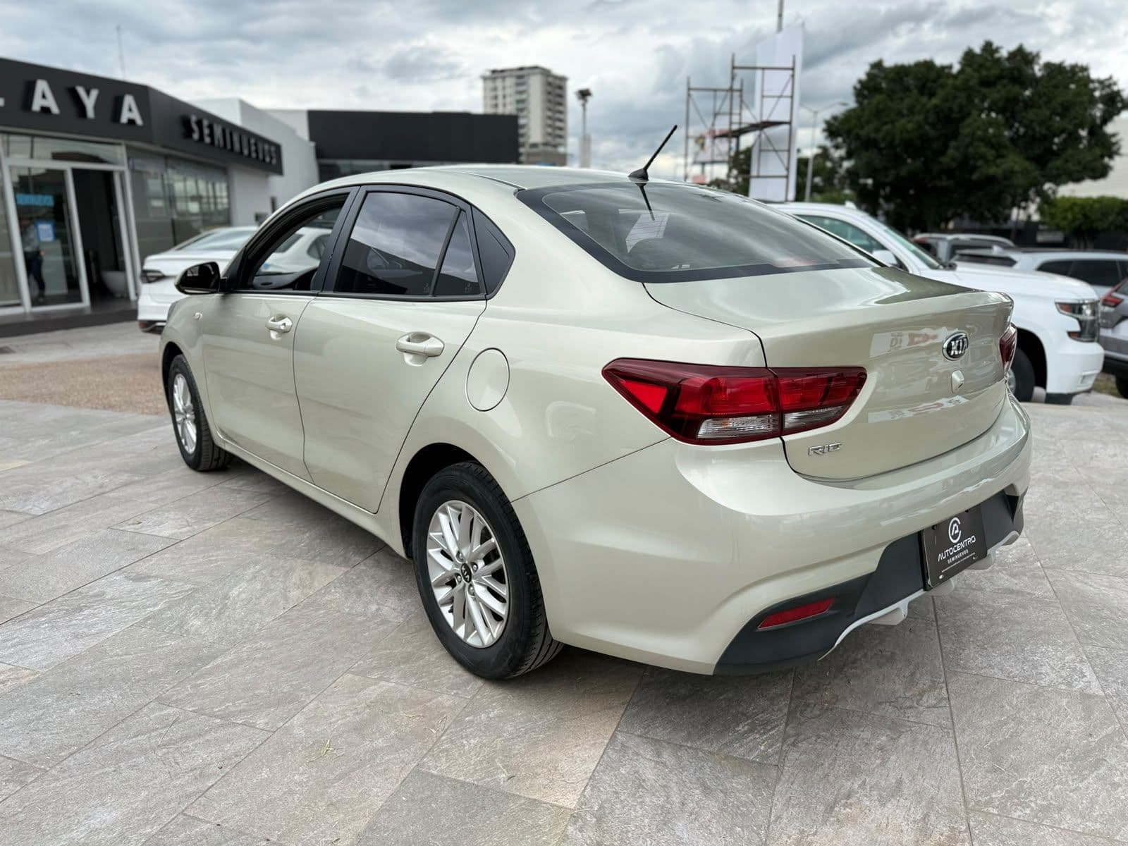 Kia Rio 2020 — foto 6